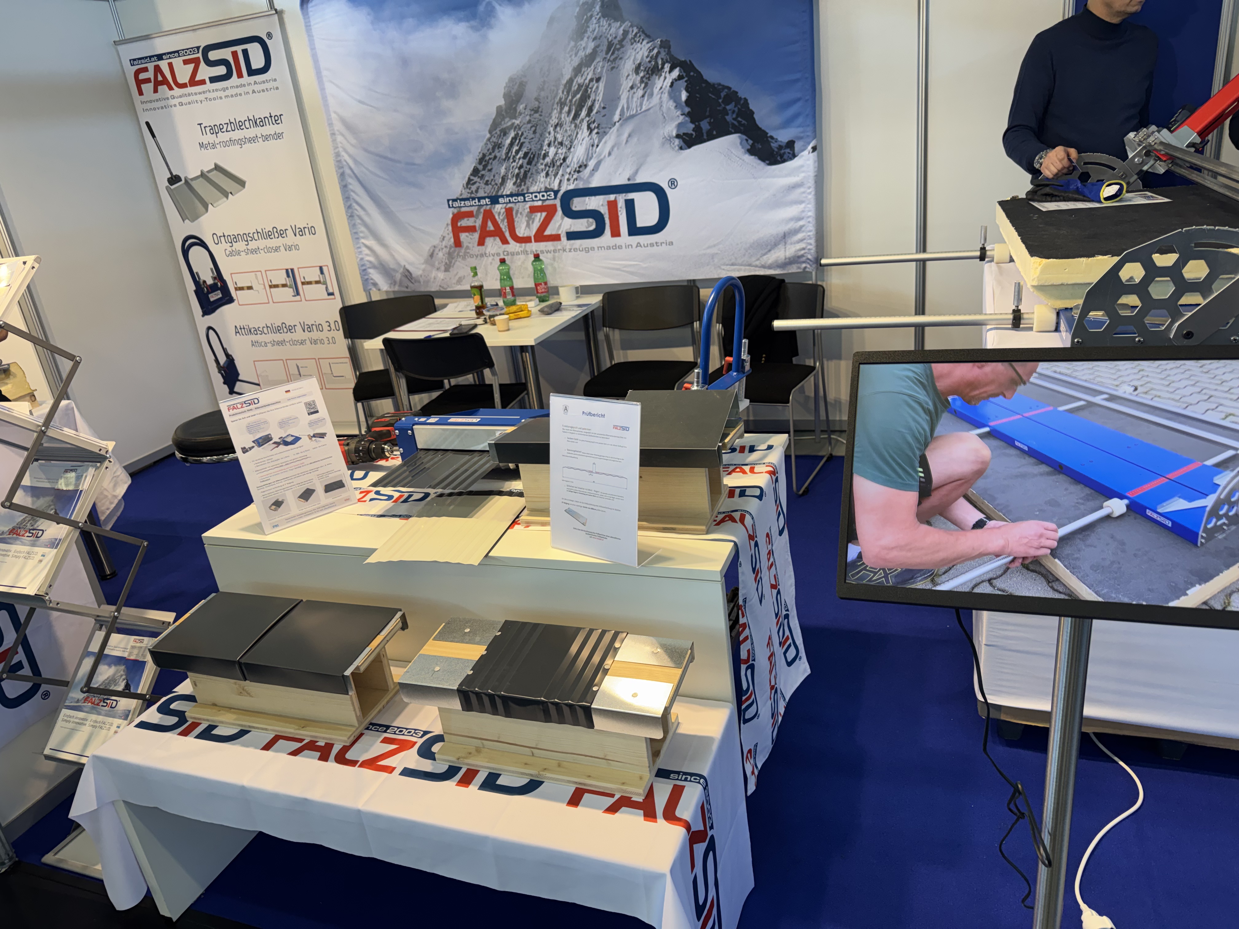 Dach+Holz exhibition site2